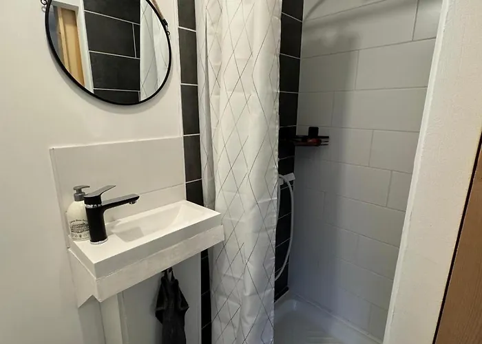 Cosy Au Coeur De דירה Montady